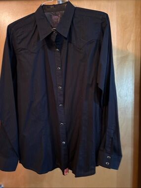 Twenty X Black Shirt; Size XL